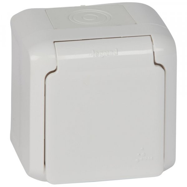 Розетка з з/к і шторками Forix IP44 біла Legrand 782373
