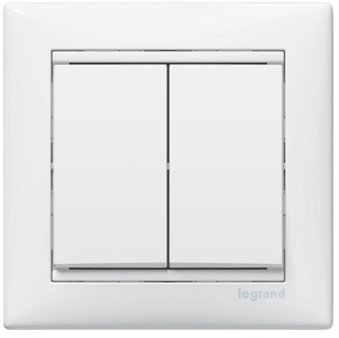 774405 Legrand Выключатель двухклавишный белый Valena Classic