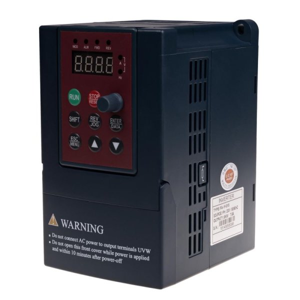 Інвертор FA-1F015 для однофазних двигунів 1,5 кВт 230В F&F