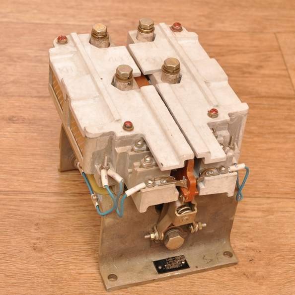 Контактор КН 355 100А 175-320В 2Р