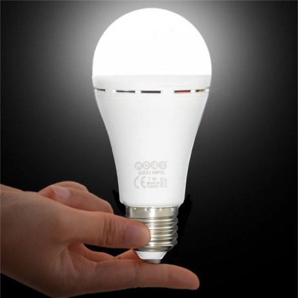 Лампа акумуляторна Е27 LED NOAS YL95-0711 6500K 000058301